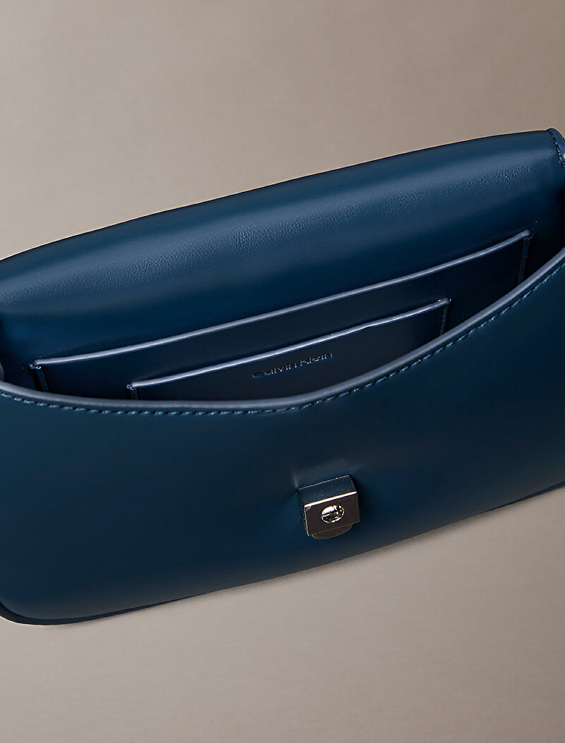 Calvin Klein Mavi Renkli Kadın CK Flap Camera Çanta