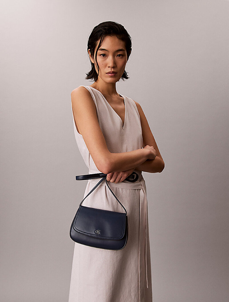 Calvin Klein Mavi Renkli Kadın CK Flap Camera Çanta