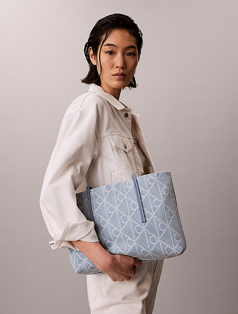 Calvin Klein Mavi Renkli Kadın Emblem Denim Tote Çanta
