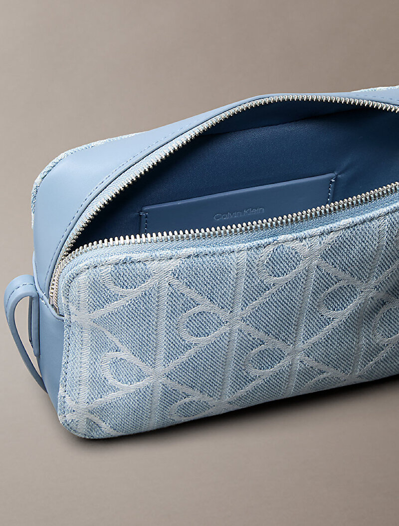 Calvin Klein Mavi Renkli Kadın Emblem Denim Çapraz Çanta