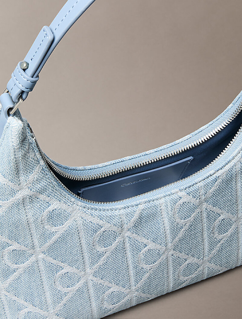 Calvin Klein Mavi Renkli Kadın Emblem Denim Omuz Çantası