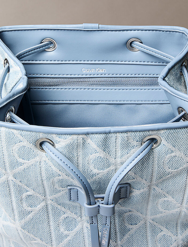 Calvin Klein Mavi Renkli Kadın Emblem Denim Sırt Çantası