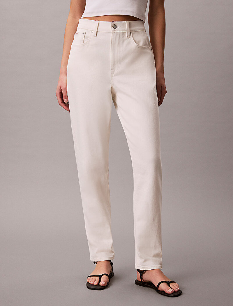 Calvin Klein Beyaz Renkli Kadın Mom Chalk White Jean Pantolon
