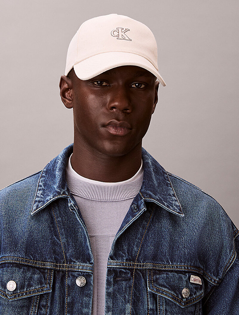 Calvin Klein Beyaz Renkli Kadın Canvas Embossed Şapka