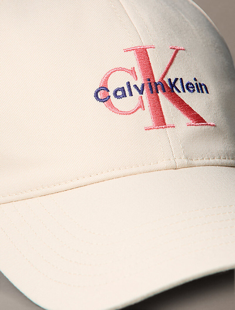 Calvin Klein Beyaz Renkli Kadın Monogram Embroidery Şapka