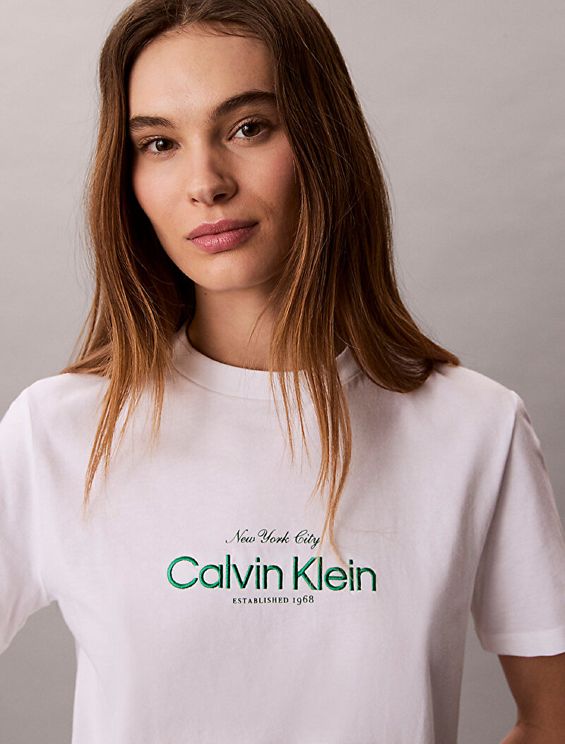Calvin Klein Beyaz Renkli Kadın Classic T-shirt