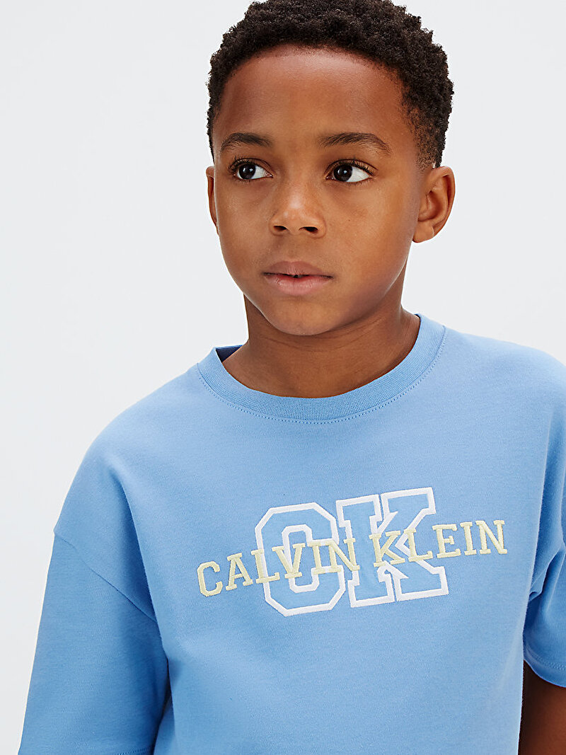 Calvin Klein Mavi Renkli Erkek Çocuk Varsity Logo T-shirt