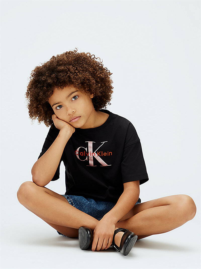 Calvin Klein Siyah Renkli Kız Çocuk Seasonal Monologo T-shirt