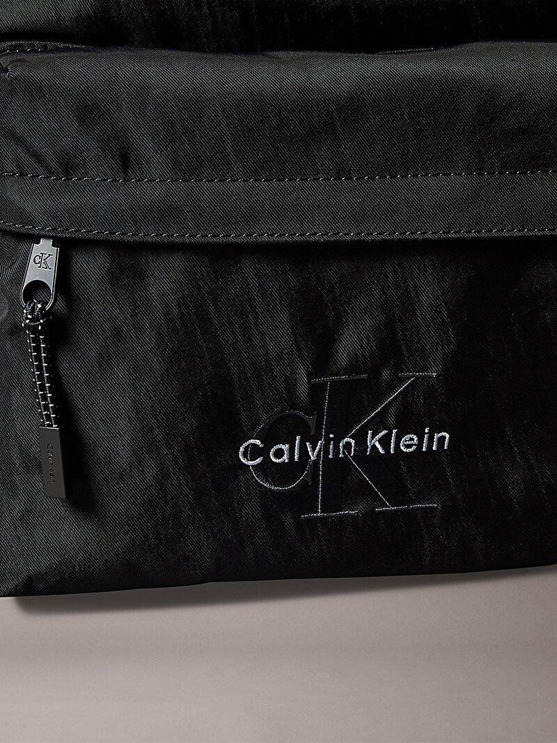 Calvin Klein Siyah Renkli Çocuk Unisex Solid Monologo Sırt Çantası