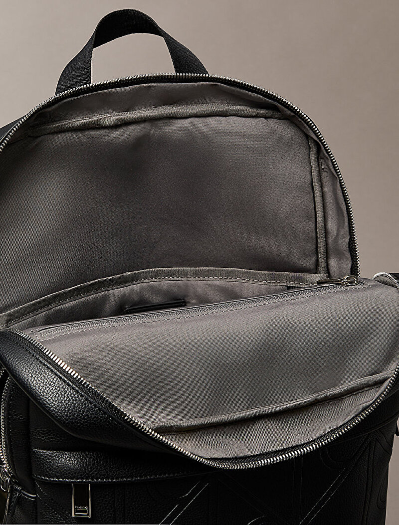 Calvin Klein Siyah Renkli Erkek Emblem Embossed Sırt Çantası