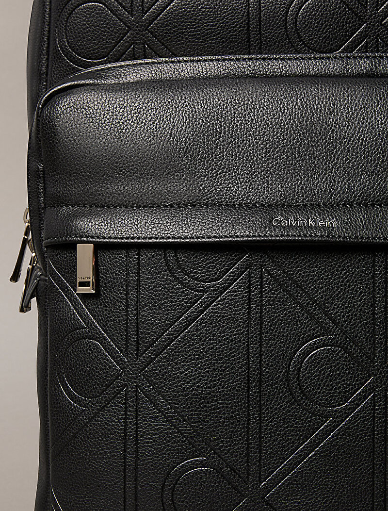 Calvin Klein Siyah Renkli Erkek Emblem Embossed Sırt Çantası