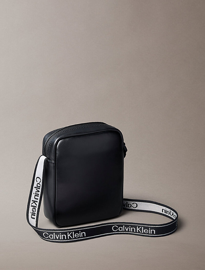 Calvin Klein Siyah Renkli Erkek Bold Logo Webbing Çapraz Çanta