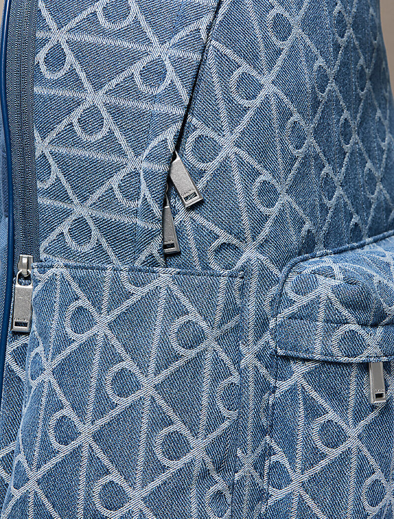 Calvin Klein Mavi Renkli Erkek Emblem Denim Sırt Çantası