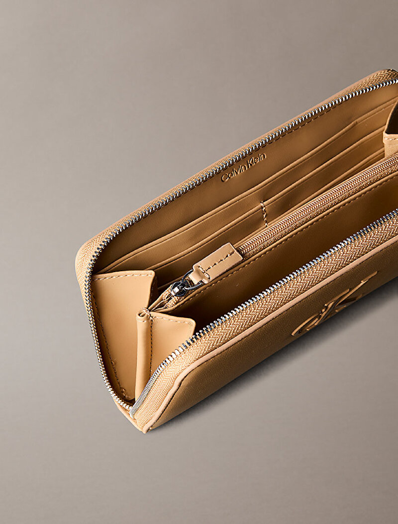 Calvin Klein Bej Renkli Kadın Bold Ck Wallet