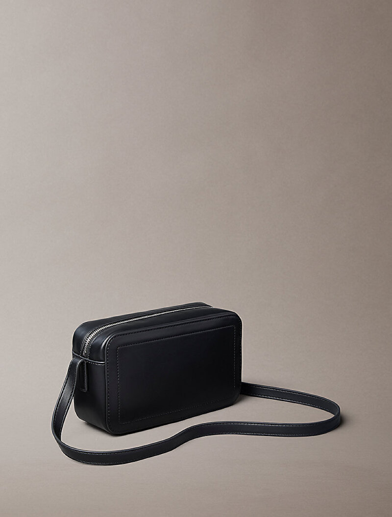 Calvin Klein Çok renkli Renkli Kadın Bold Ck Camera Çanta
