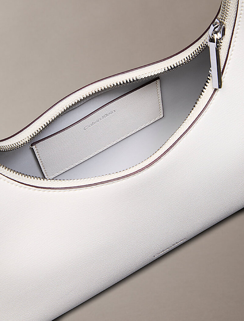 Calvin Klein Beyaz Renkli Kadın Foil Logo Omuz Çantası