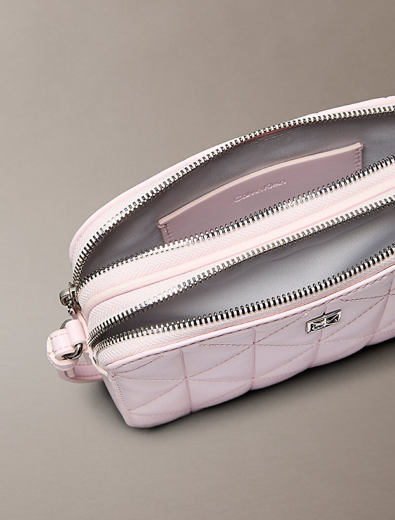Calvin Klein Pembe Renkli Kadın Quilted Double Zip Çapraz Çanta