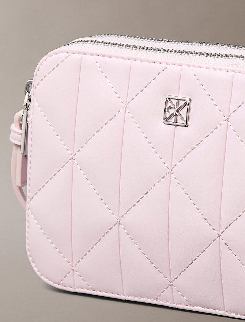 Calvin Klein Pembe Renkli Kadın Quilted Double Zip Çapraz Çanta