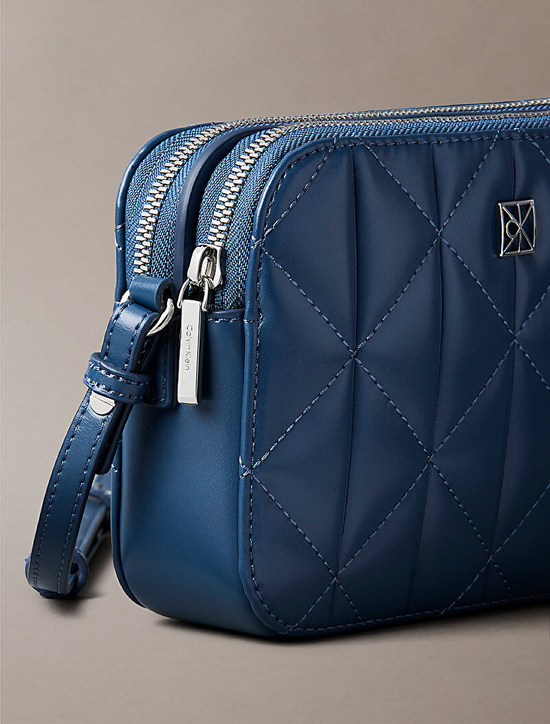 Calvin Klein Mavi Renkli Kadın Quilted Double Zip Çapraz Çanta