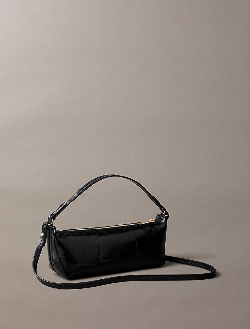 Calvin Klein Siyah Renkli Kadın Foil Logo Glossy Omuz Çantası