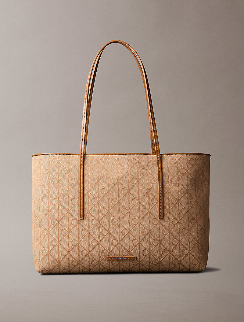 Calvin Klein Bej Renkli Kadın Emblem Trio Jacquard Tote Çanta
