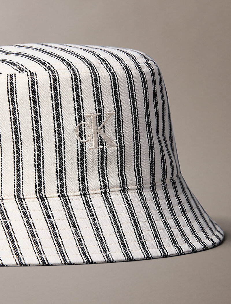 Calvin Klein Siyah Renkli Kadın Non Logo Bucket Şapka
