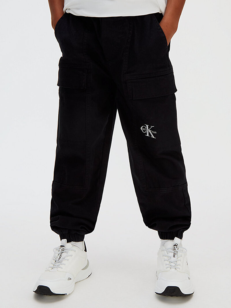 Calvin Klein Siyah Renkli Erkek Çocuk Essential Cargo Jogger Pantolon