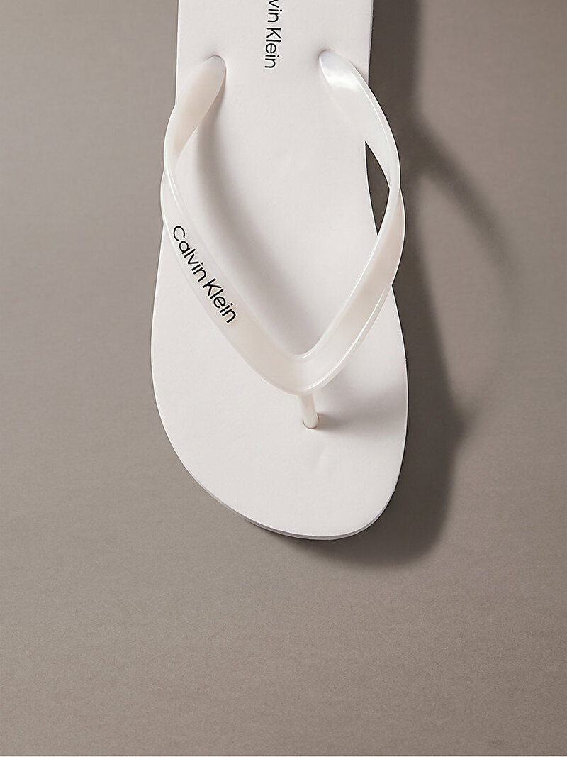 Calvin Klein Beyaz Renkli Kadın Flip Flop Metal Terlik
