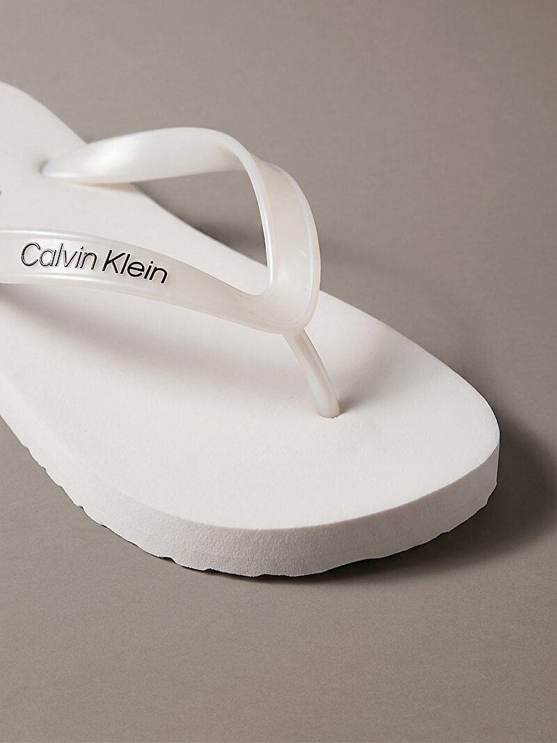 Calvin Klein Beyaz Renkli Kadın Flip Flop Metal Terlik