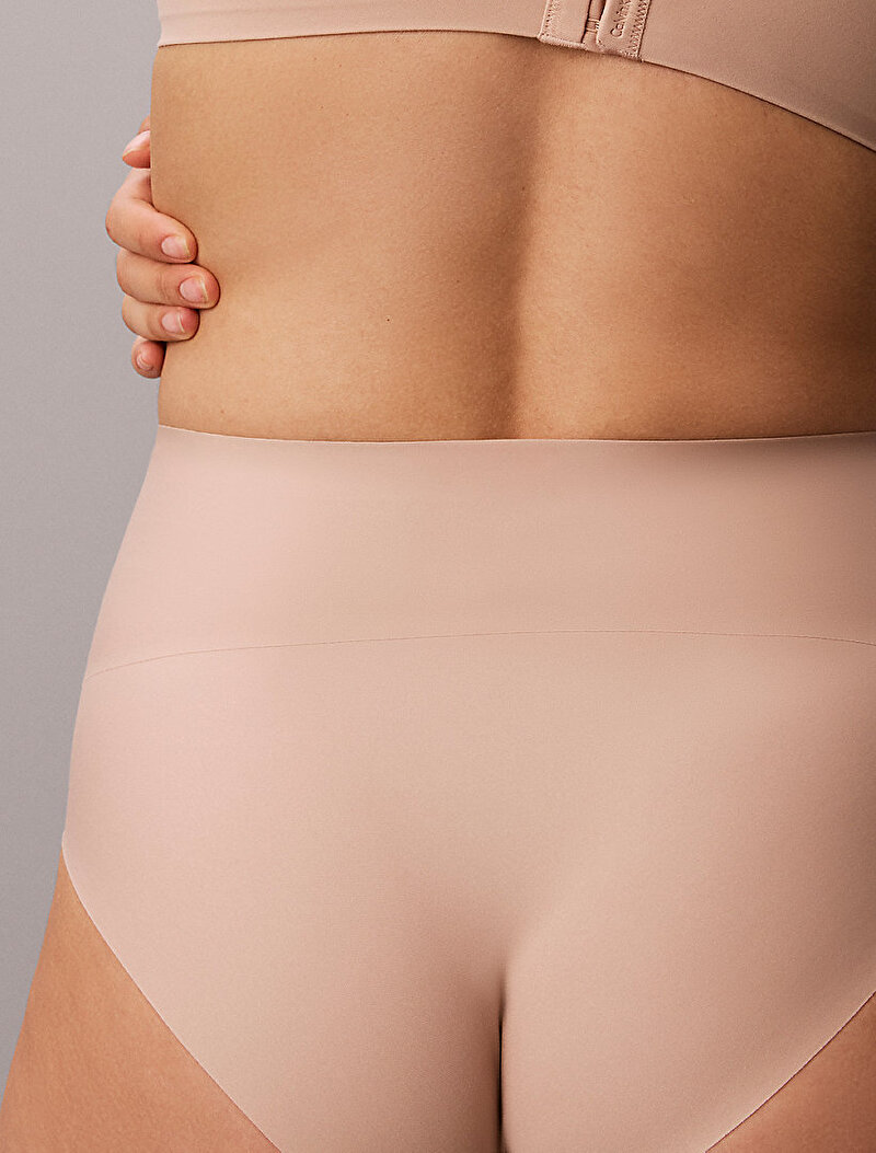 Calvin Klein Bej Renkli Kadın Brief Külot
