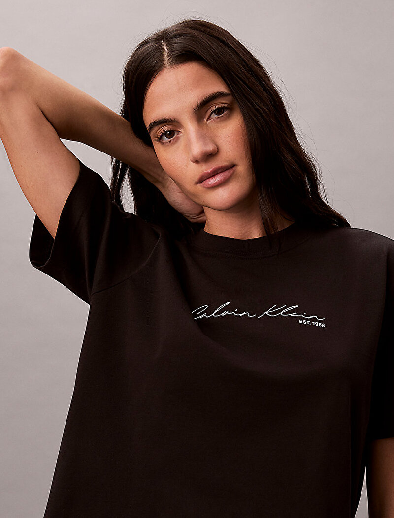 Calvin Klein Siyah Renkli Kadın Graphic Boxy T-shirt