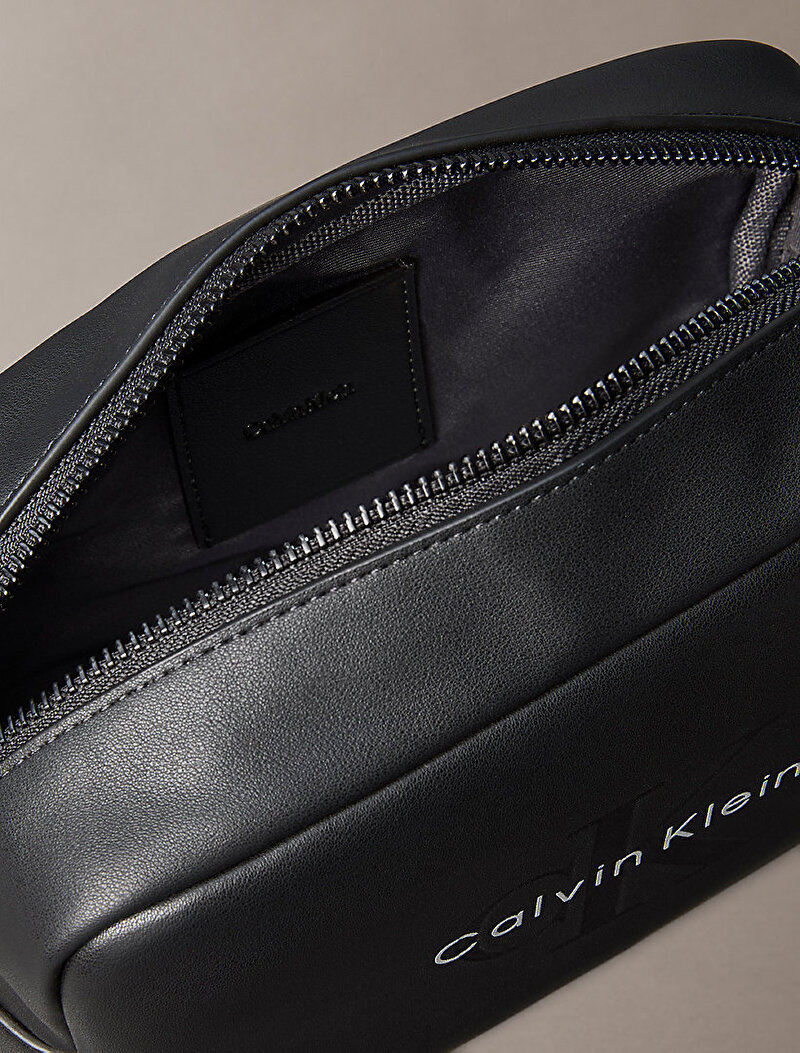 Calvin Klein Siyah Renkli Erkek Bold Washbag