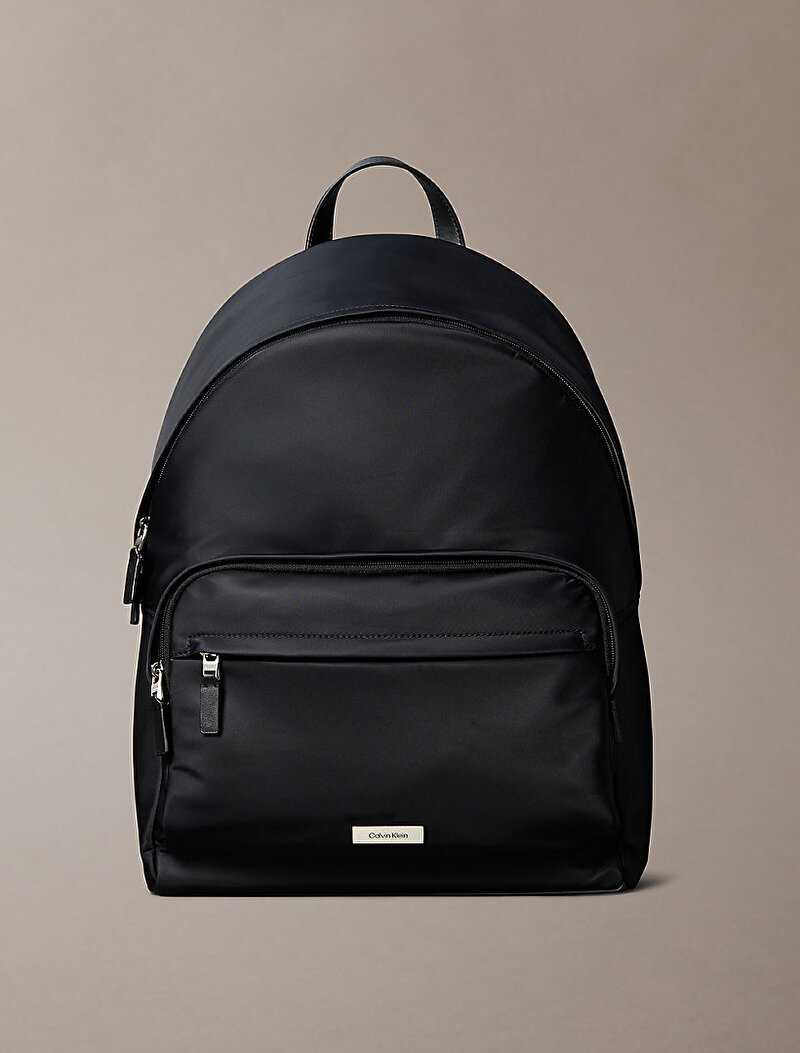 Calvin Klein Siyah Renkli Erkek Sleek Round Sırt Çantası