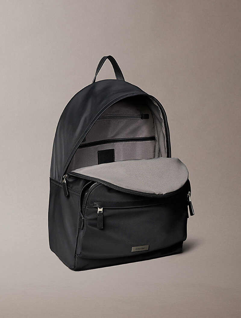 Calvin Klein Siyah Renkli Erkek Sleek Round Sırt Çantası