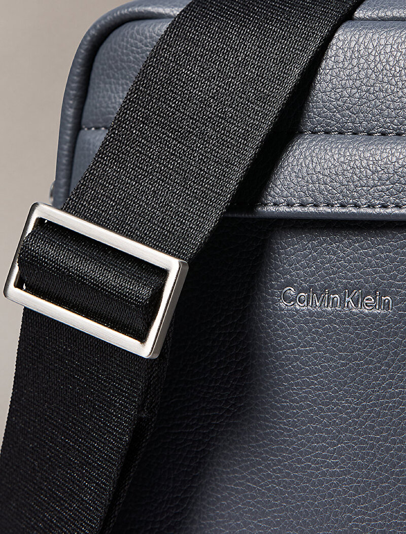 Calvin Klein Gri Renkli Erkek Raised Reporter Çapraz Çanta