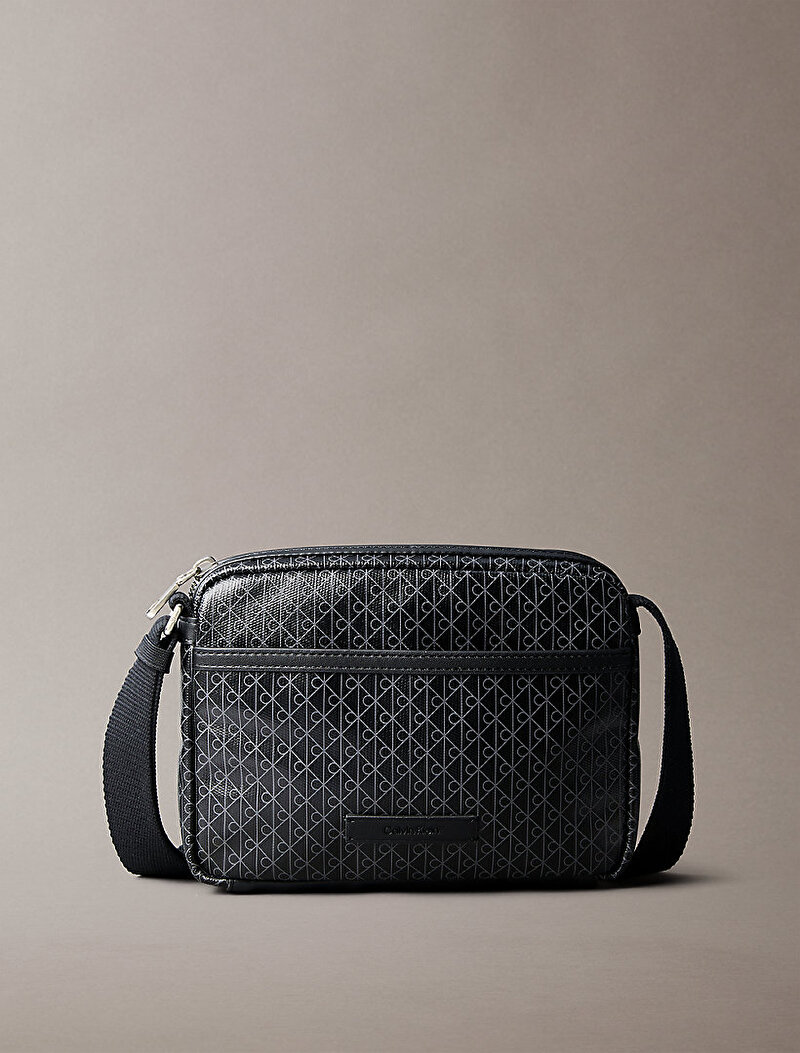 Calvin Klein Siyah Renkli Erkek Emblem Coated Çapraz Çanta