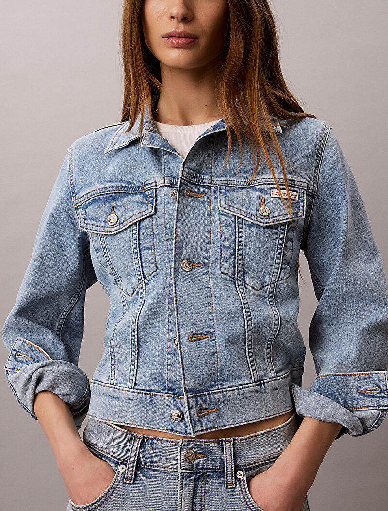 Calvin Klein Mavi Renkli Kadın Classic Trucker Denim Ceket