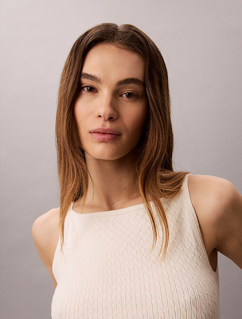 Calvin Klein Beyaz Renkli Kadın Slim Woven Label Kazak