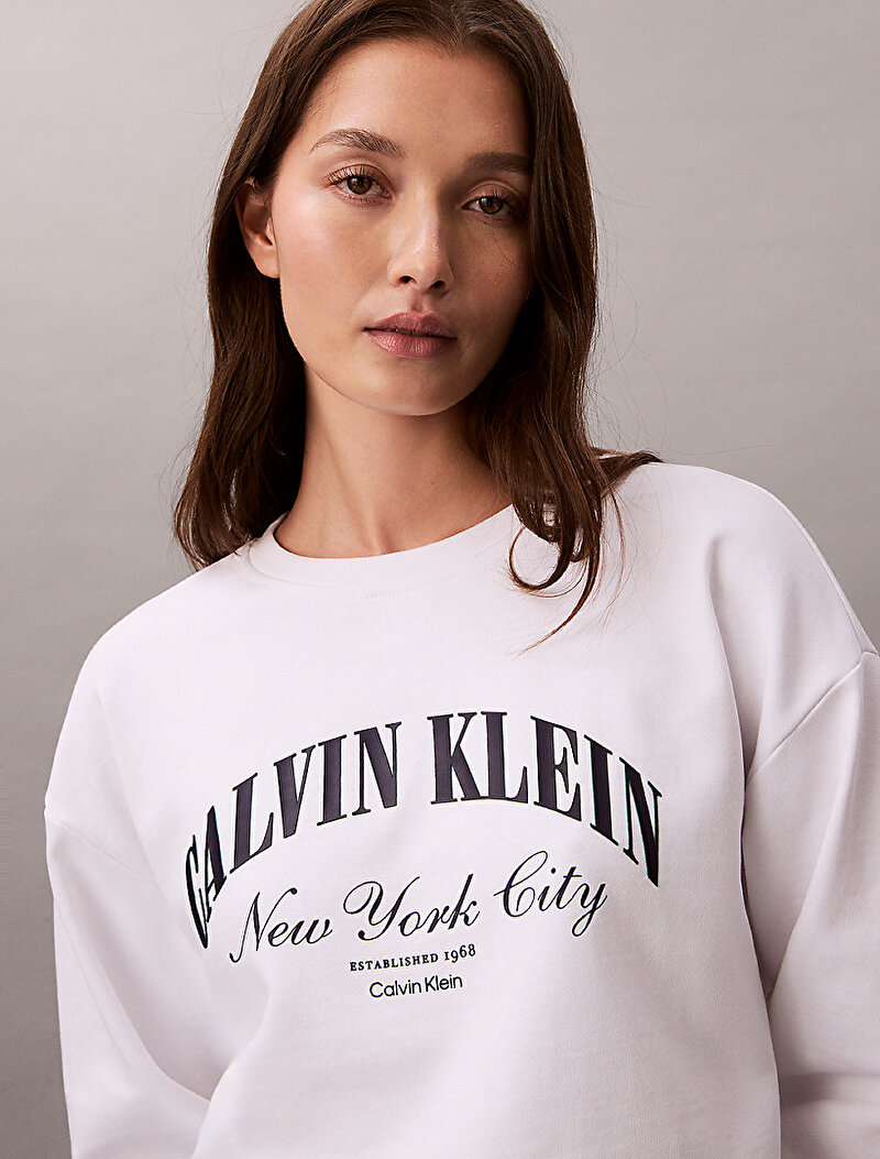 Calvin Klein Beyaz Renkli Kadın Logo Graphic Crewneck Sweatshirt