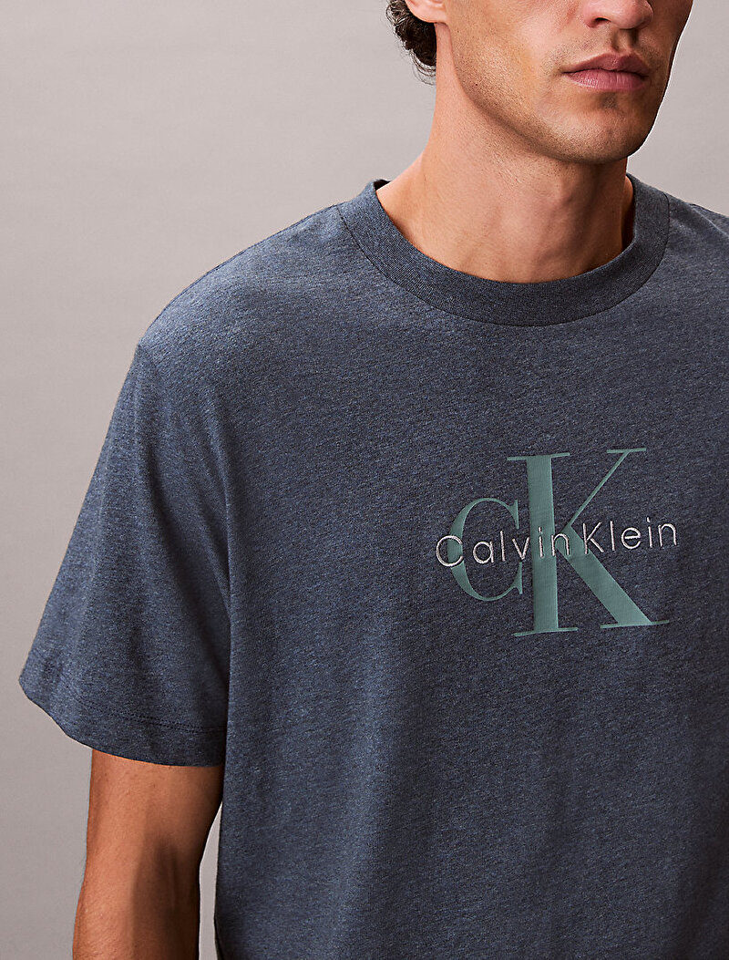Calvin Klein Lacivert Renkli Erkek Hero Monologo T-shirt