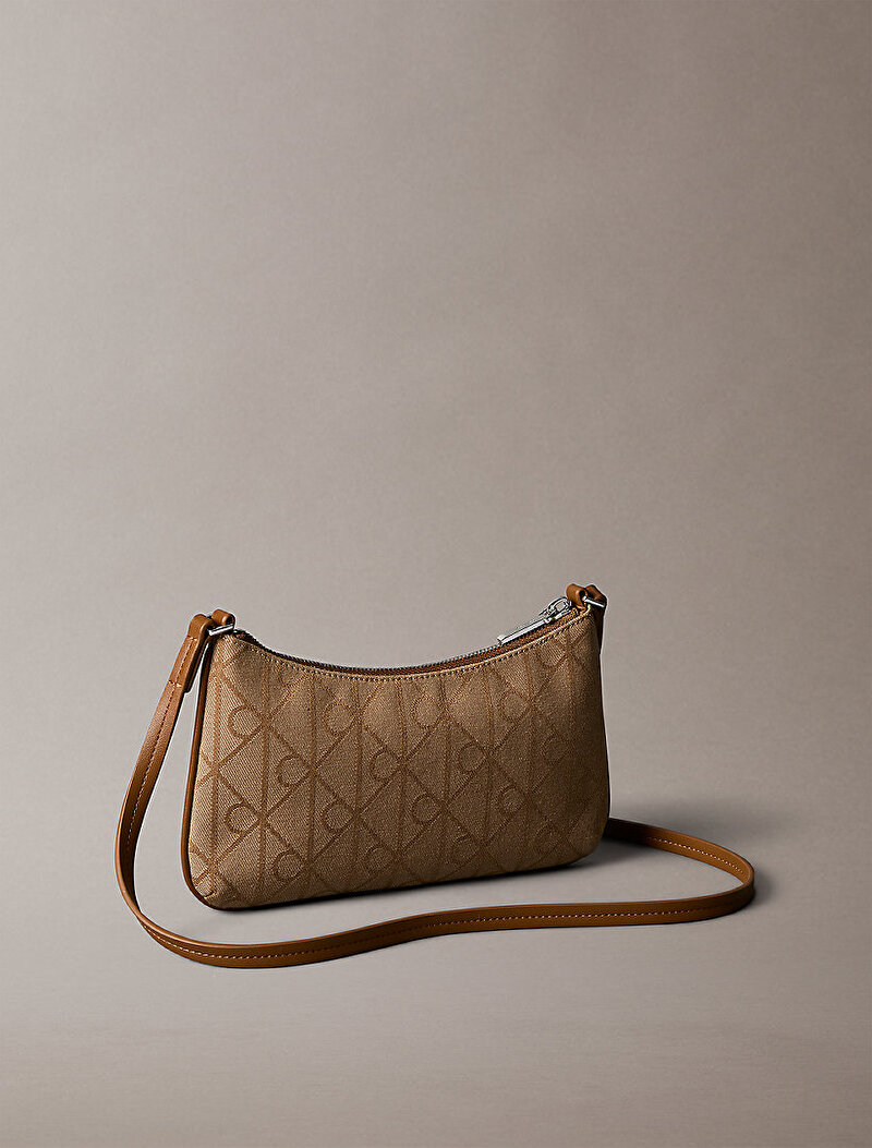 Calvin Klein Bej Renkli Kadın Emblem Jacquard Çapraz Çanta