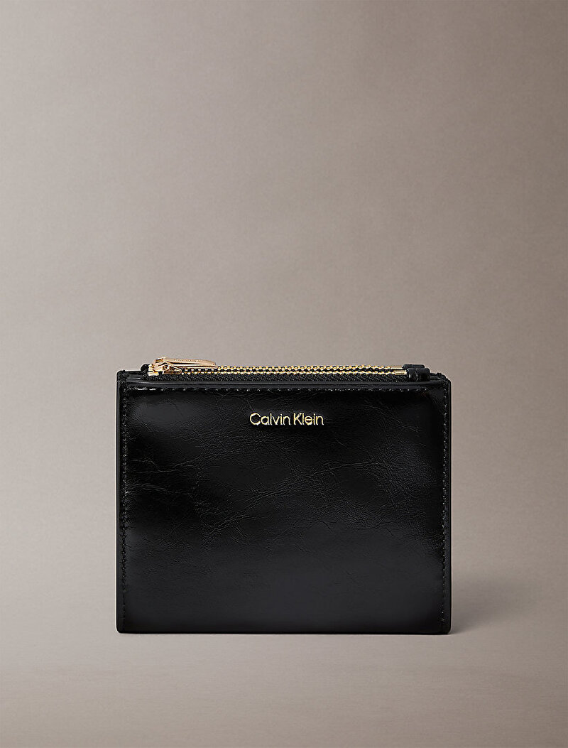 Calvin Klein Siyah Renkli Kadın Foil Logo Glossy Kartlık