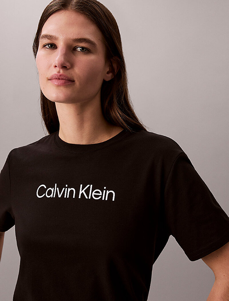 Calvin Klein Siyah Renkli Kadın Regular T-shirt
