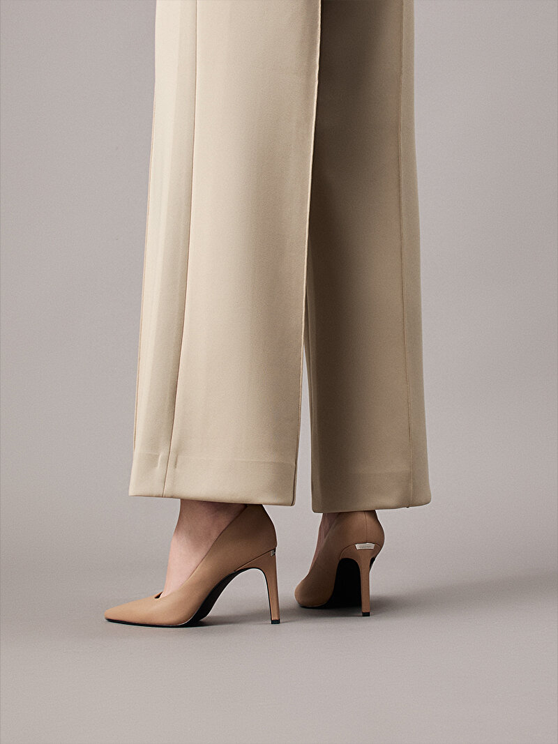 Calvin Klein Bej Renkli Kadın Topuklu Ayakkabı