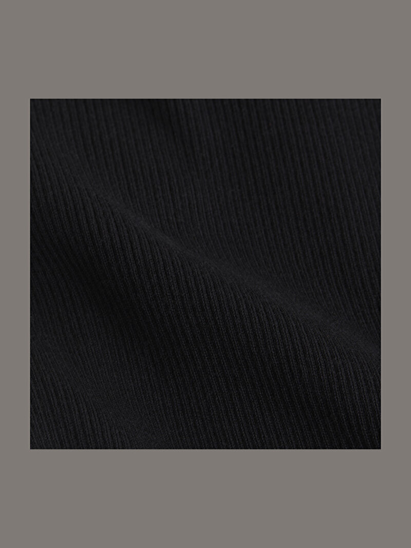 Calvin Klein Siyah Renkli Kadın Woven Label Kazak