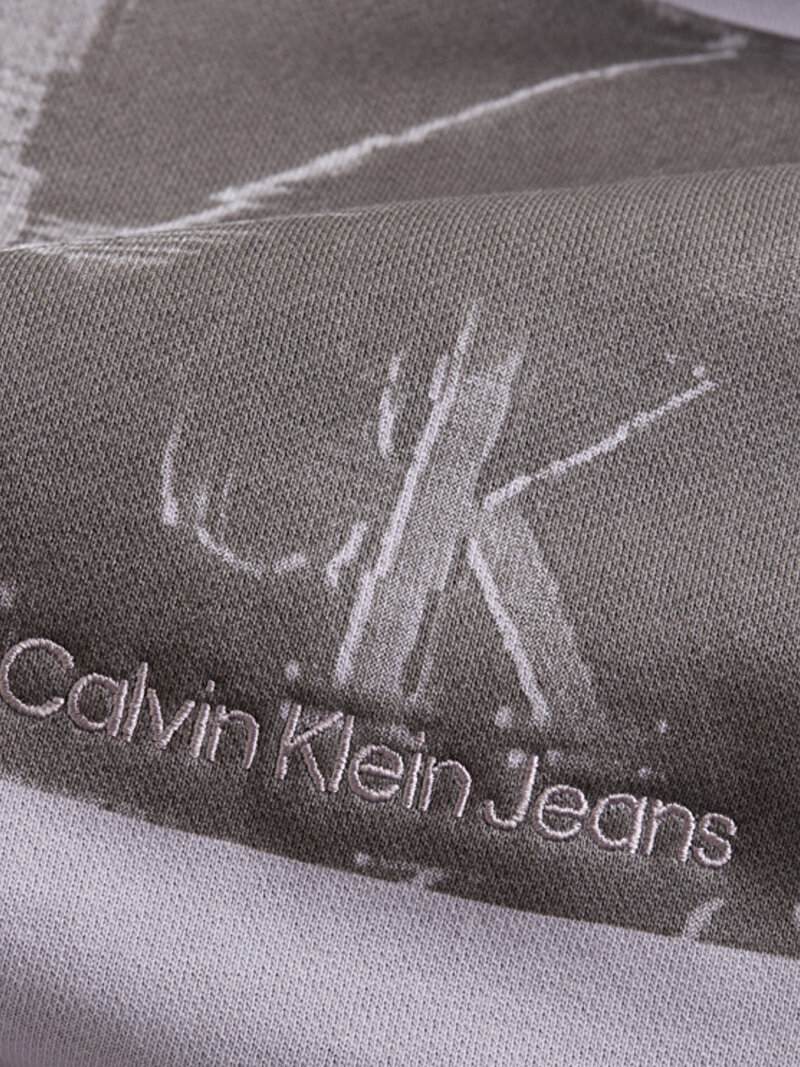 Calvin Klein Mor Renkli Unisex TV Disrupted Monogram Sweatshirt