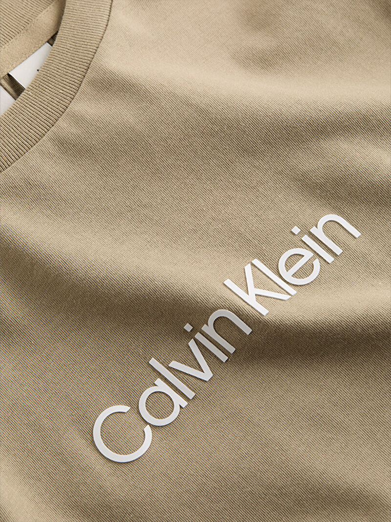 Calvin Klein Bej Renkli Erkek Hero Logo Comfort T-shirt