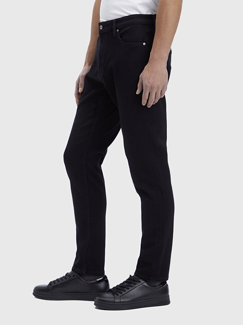 Calvin Klein Siyah Renkli Erkek Tapered Comfort Jean Pantolon