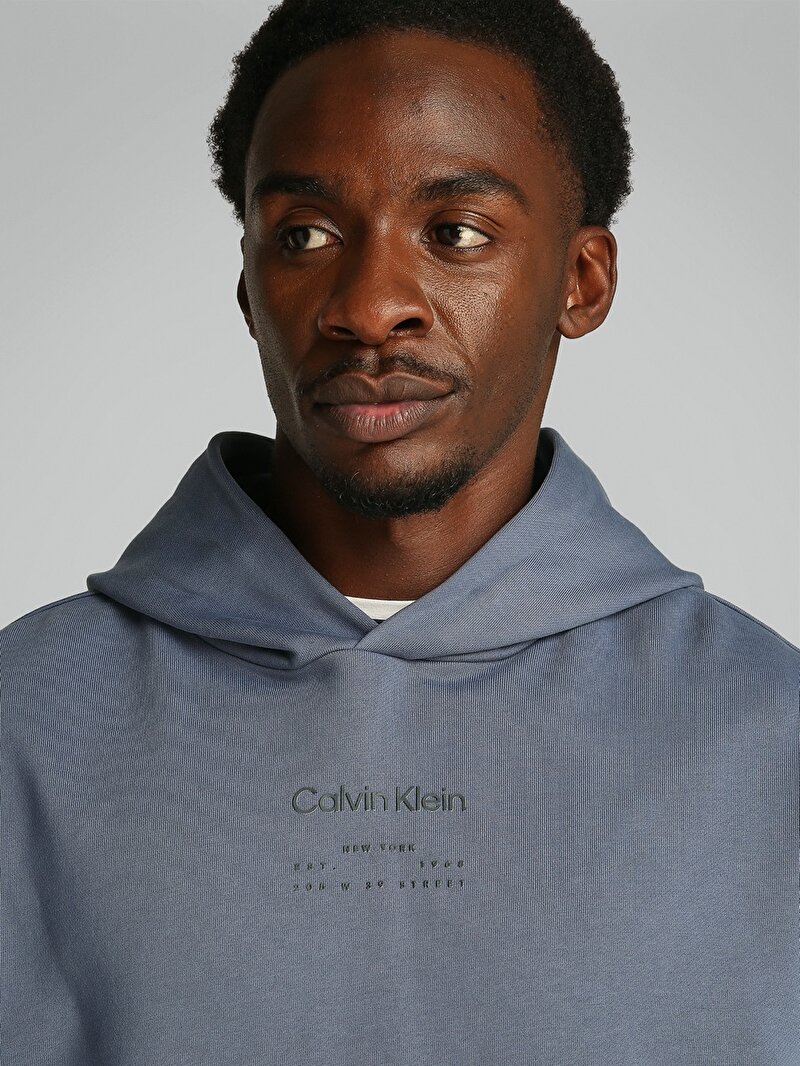 Calvin Klein Mavi Renkli Erkek Raised Editorial Logo Sweatshirt