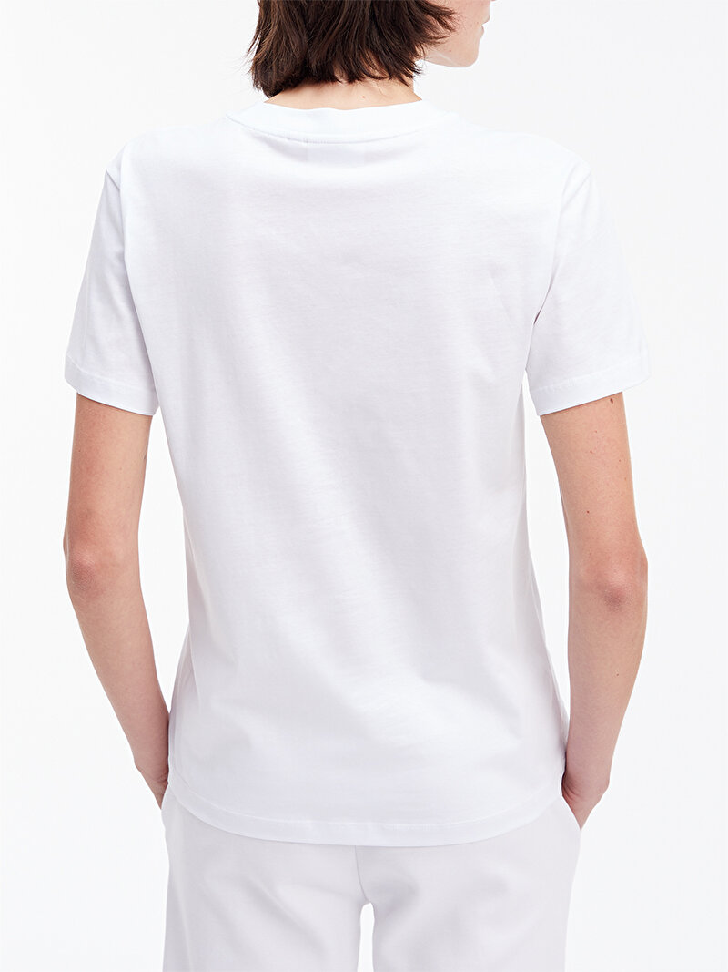 Calvin Klein Beyaz Renkli Kadın Hero Logo Regular T-Shirt